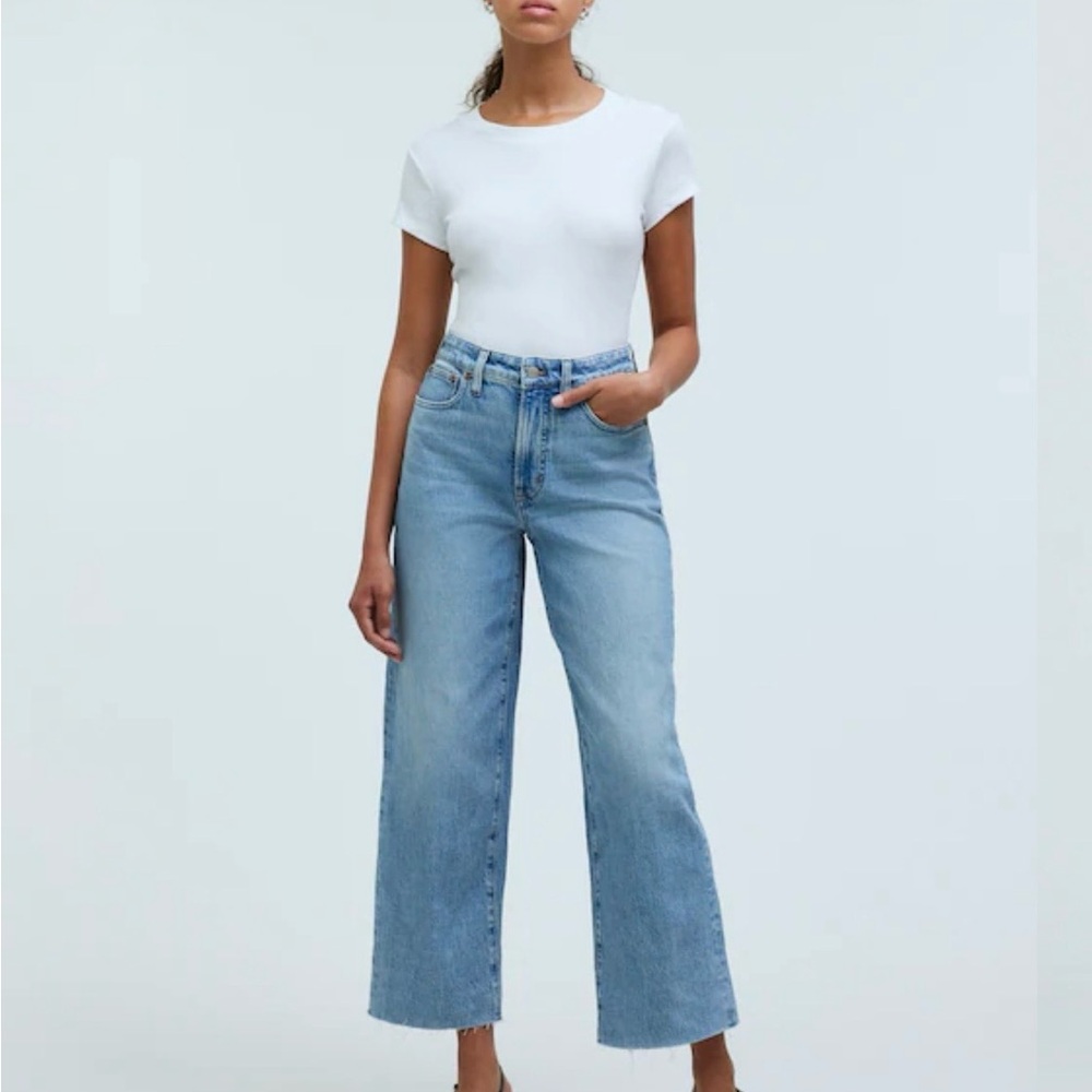 Madewell petite curvy perfect
vintage wide leg crop jean